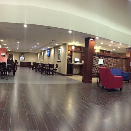 Comfort Suites - Додж Сити Екстериор снимка